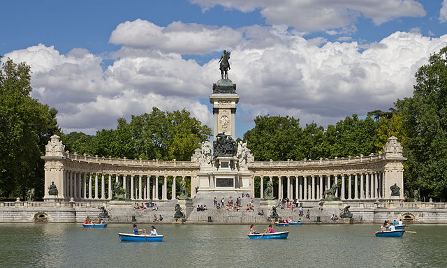Estanque del Parque del Retiro Madrid